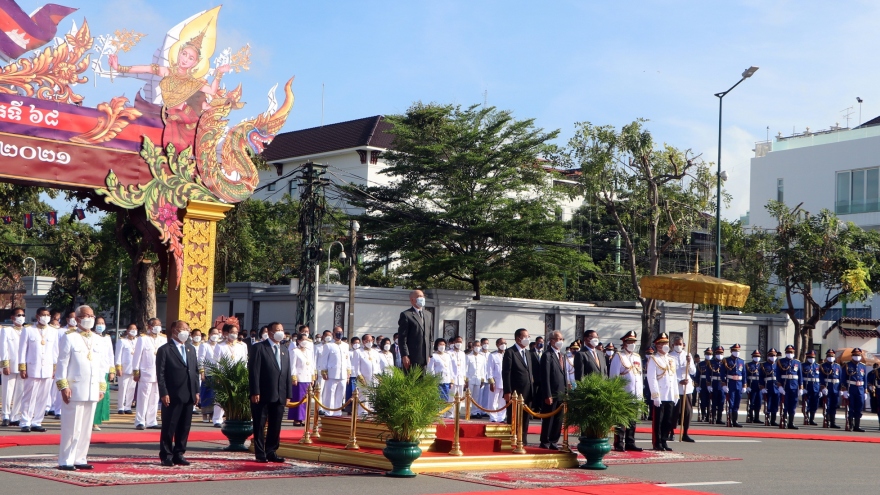 Campuchia long trọng kỷ niệm 68 năm ngày Quốc khánh