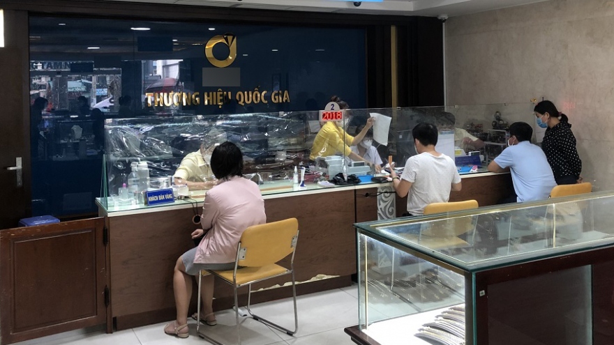 TP.HCM: Giá vàng tăng cao, lượng mua vào nhiều hơn bán ra