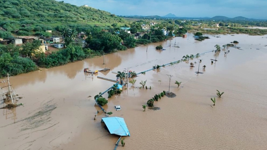 Ít nhất 25 người thiệt mạng do mưa lũ tại Đông Nam Ấn Độ