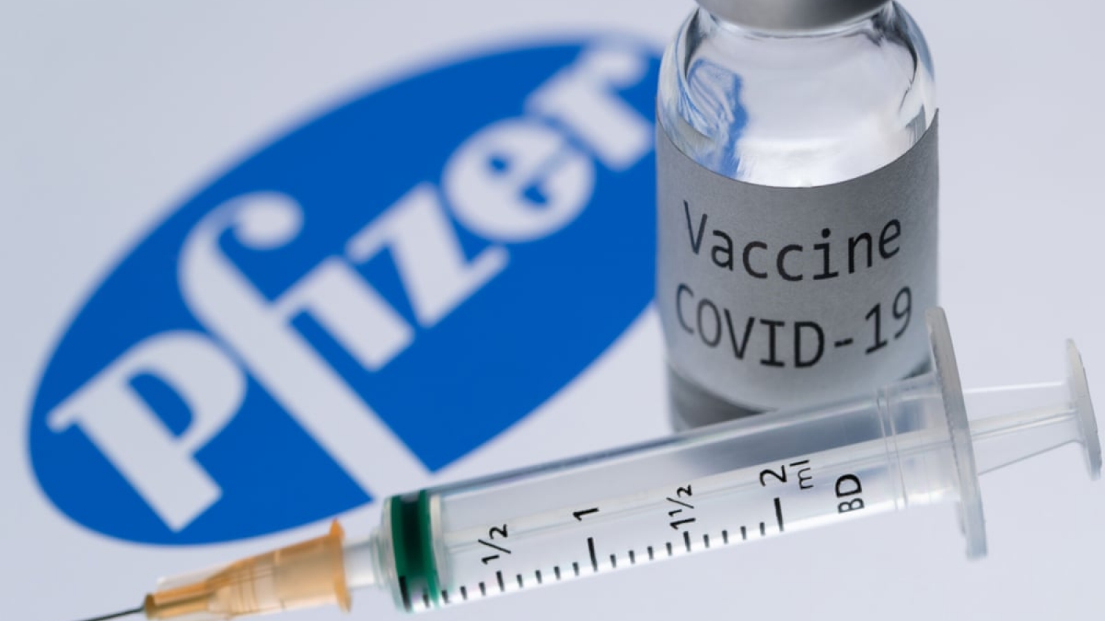 Nam sinh 16 tuổi ở Bắc Giang sốc phản vệ sau tiêm vaccine Covid-19 tử vong