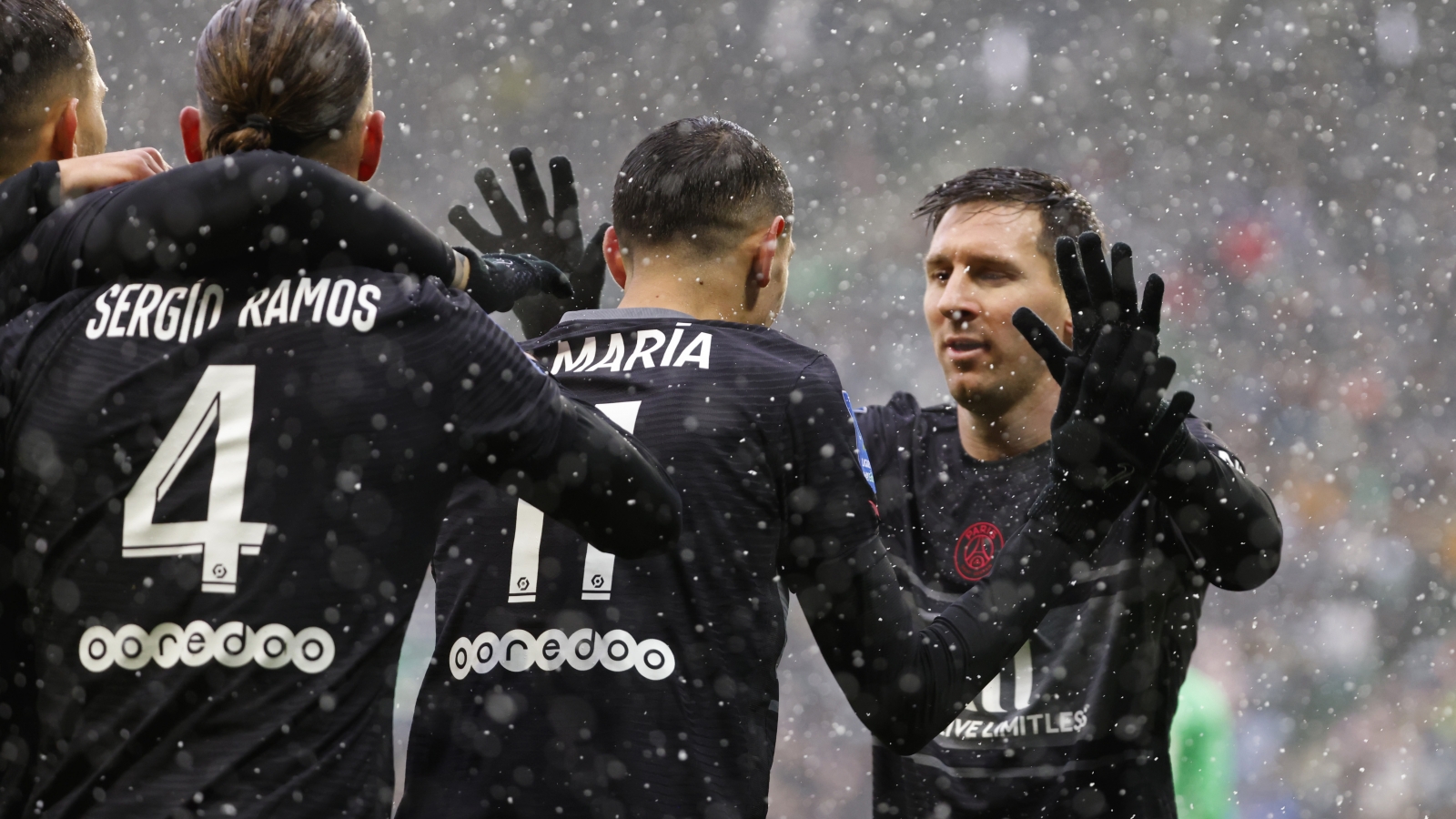 Messi lập hat-trick kiến tạo, PSG thắng ngược St.Etienne trong thế hơn người