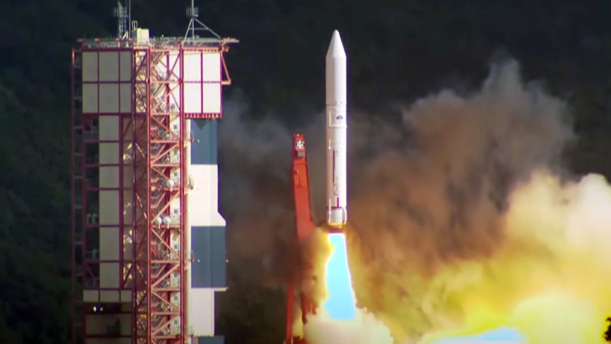 Vietnam’s NanoDragon satellite successfully launched into orbit