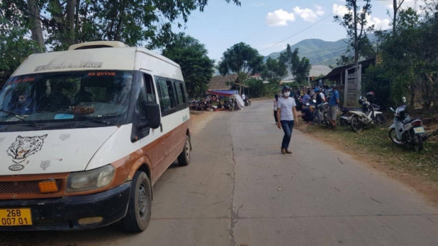 Xe khách rơi cửa khiến 4 học sinh văng ra ngoài ở Sơn La vẫn còn hạn đăng kiểm