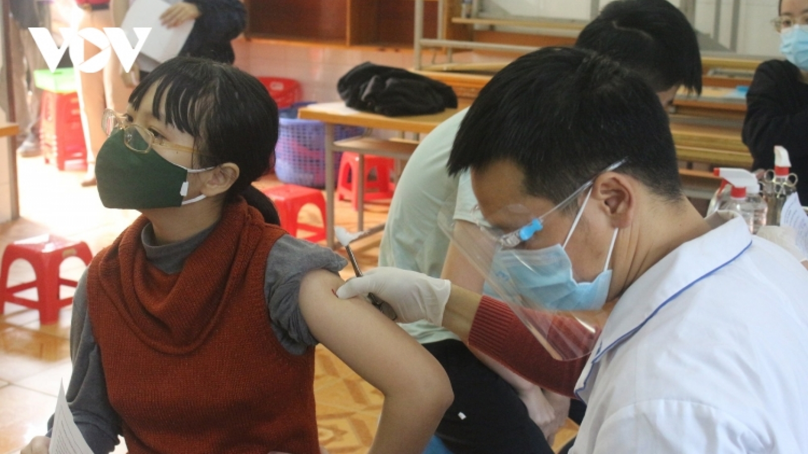 Single-day COVID-19 infections hit over 13,000 as nearly 1,670 recover 