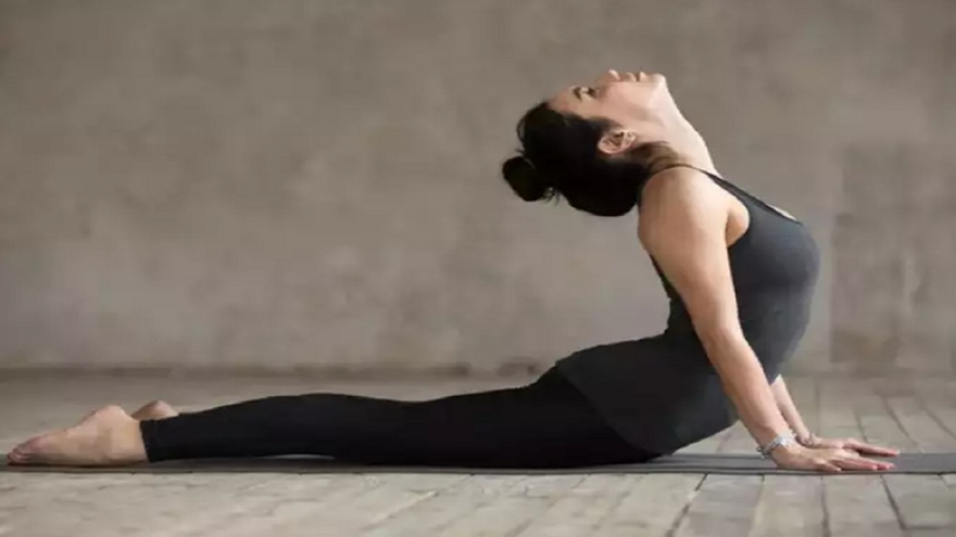 5 tư thế yoga tăng cường sức khỏe miễn dịch trong mùa đông