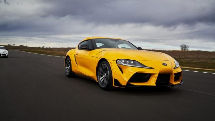 Top 10 mẫu ô tô nhanh nhất dưới 50.000 USD