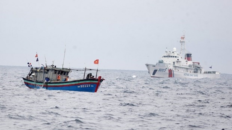 Vietnam, China hold talks on maritime issues