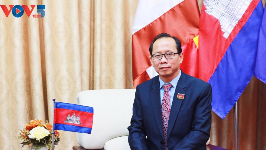 Chuyến thăm chính thức Campuchia của Chủ tịch nước: Tái khẳng định tình hữu nghị đoàn kết