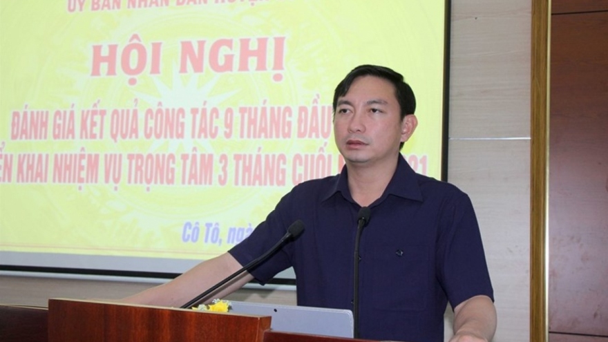 Cựu bí thư Cô Tô Lê Hùng Sơn bị tố cáo giao cấu với nữ nhân viên là có căn cứ