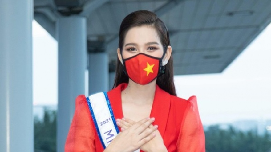 Hoa hậu Đỗ Thị Hà lọt vào vòng 2 phần thi Head to Head Challenge