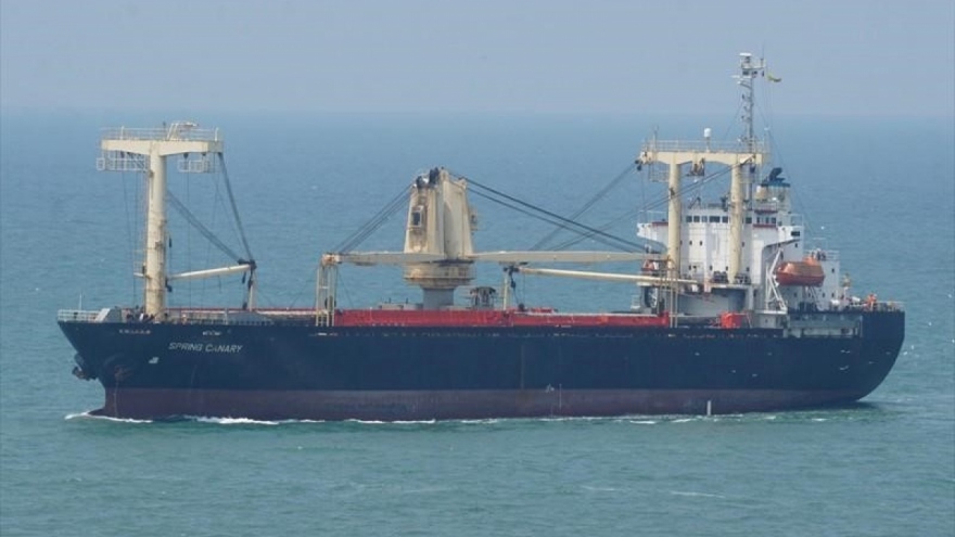 Bình Thuận thông báo về một tàu nước ngoài trôi dạt tự do trên biển