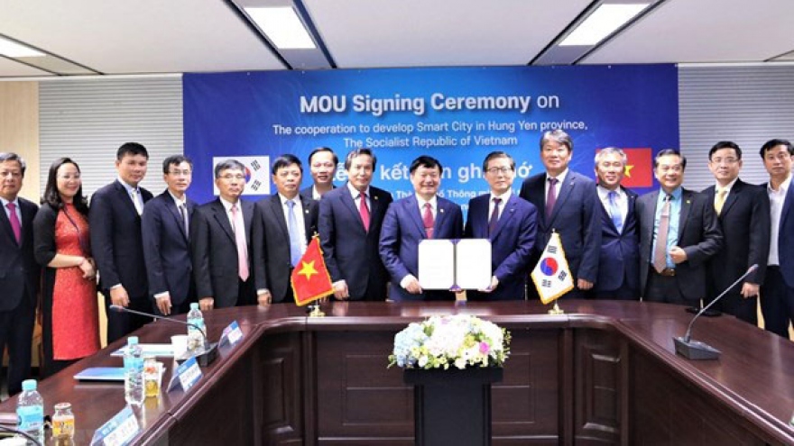 Hung Yen province cooperates with RoK firm in smart city development