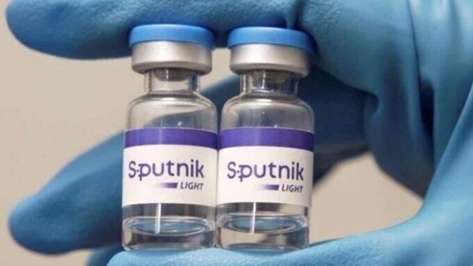 Russia donates 100,000 Sputnik Light COVID-19 vaccine doses to Vietnam