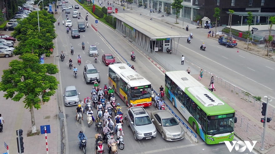 Tuyến buýt nhanh BRT: Hiệu quả không như kỳ vọng, để lại nhiều hệ lụy 