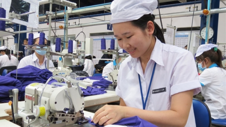 HCM City needs 30,000 more workers to meet Tet business orders