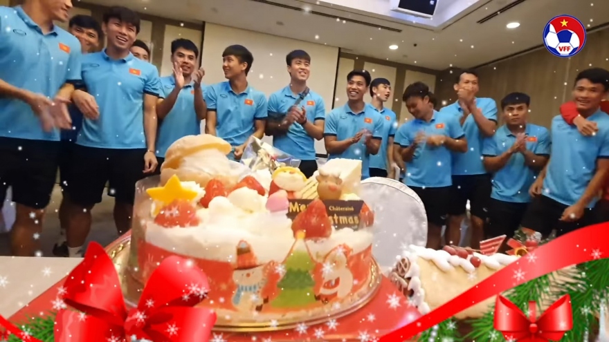 ĐT Việt Nam vui vẻ đón Giáng sinh, sẵn sàng tái đấu Thái Lan
