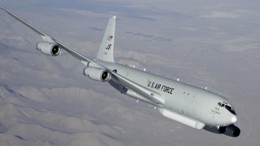 Mỹ lần đầu điều máy bay trinh sát E-8C tới Ukraine giữa lúc căng thẳng với Nga