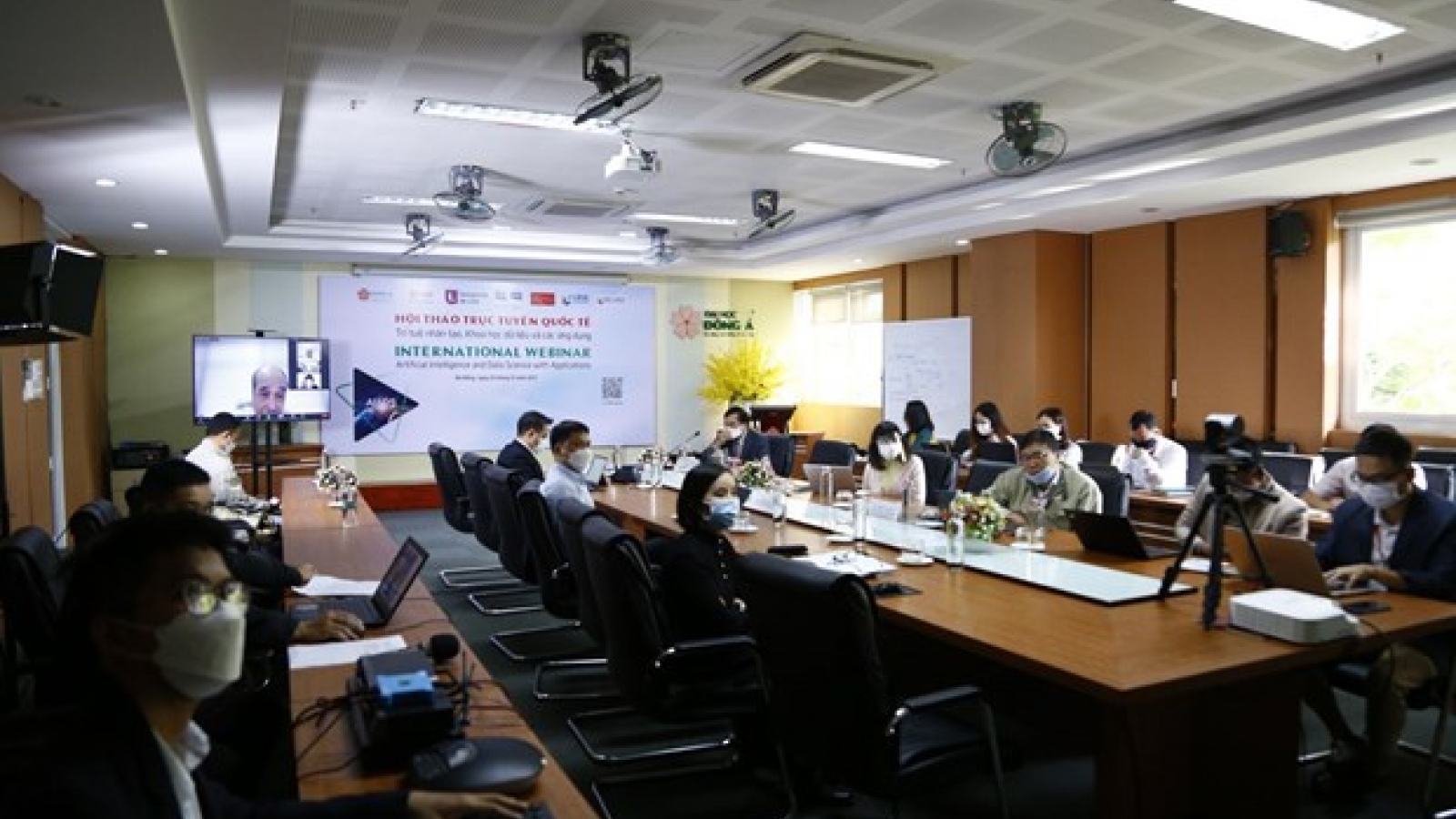 Experts discuss AI, DS application in industrial production, health care