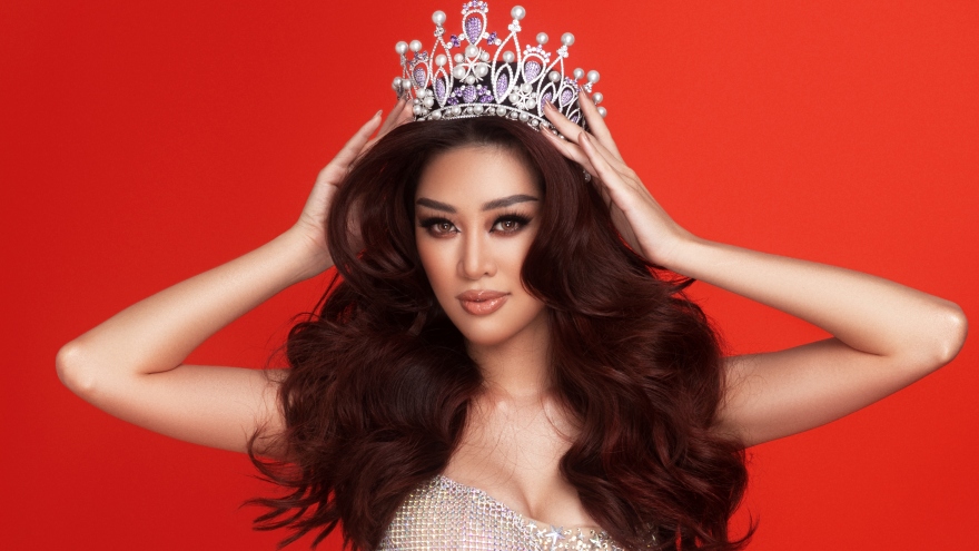 Hoa hậu Khánh Vân hoá thân thành nàng tiên cá trong bộ ảnh mới