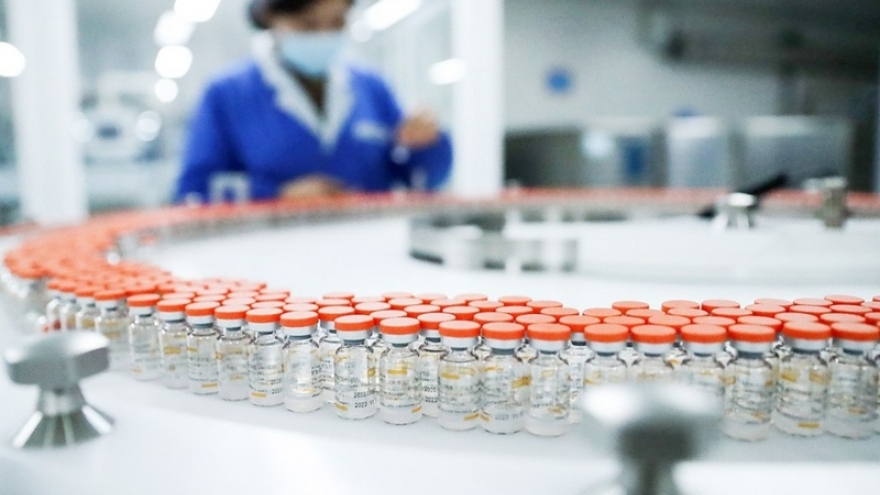 Sinovac (Trung Quốc): Mũi vaccine tăng cường cho hiệu quả trung hòa 94% với Omicron