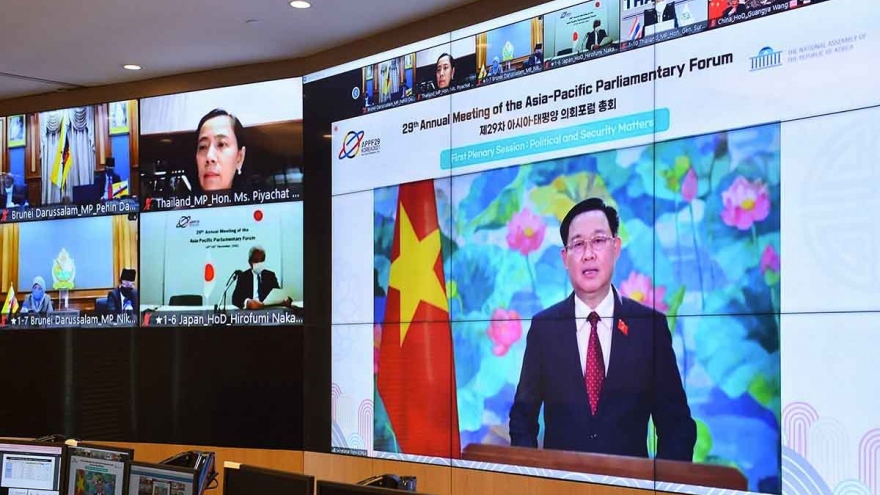 Vietnam calls on efforts to build sustainable, resilient and inclusive economy