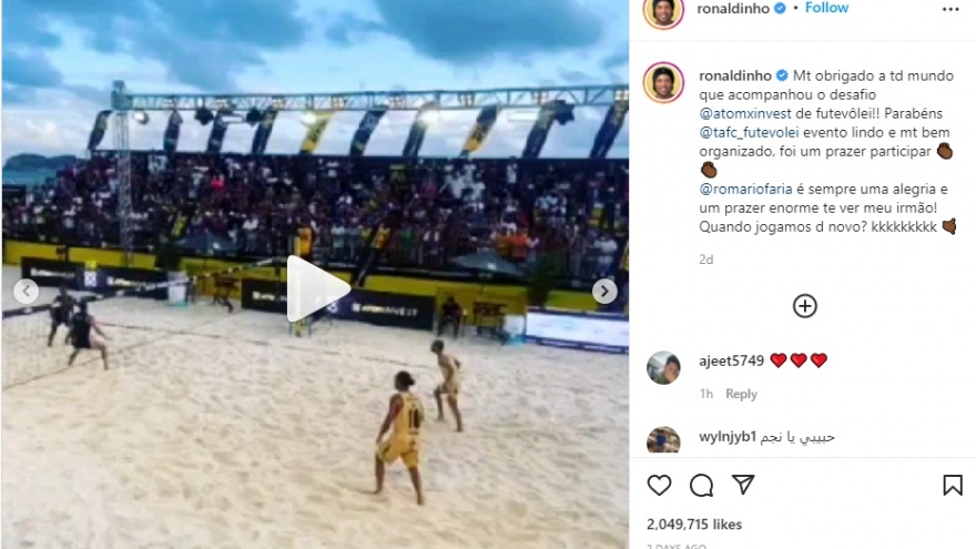 Ronaldinho gây "bão mạng" khi phô diễn kỹ năng chơi bóng ở tuổi 41