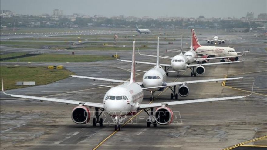 Ấn Độ dừng các chuyến bay quốc tế tới năm 2022