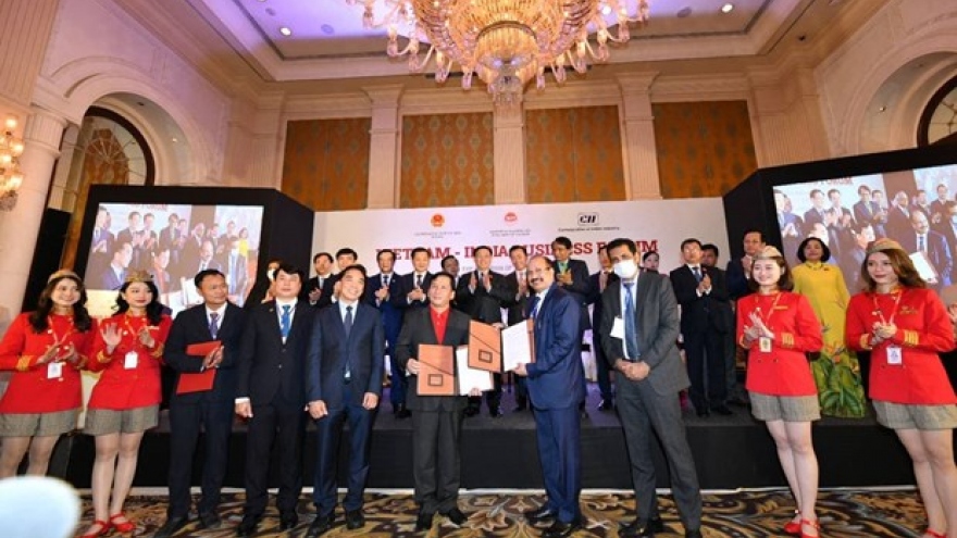 Vietnamese, Indian groups cooperate in technology application