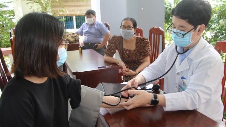 Đồng Tháp đã tiêm hơn 2.400 liều vaccine mũi 3