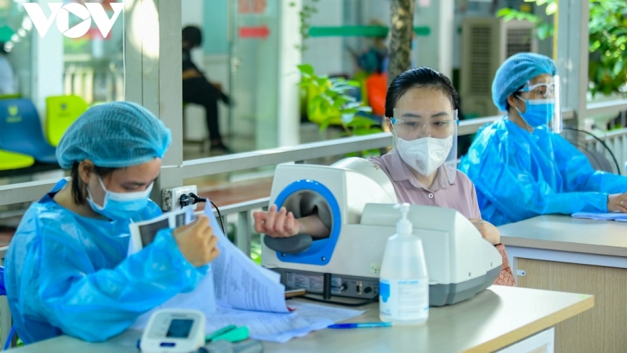 Bộ Y tế điều chỉnh nhóm người cần trì hoãn tiêm vaccine Covid-19
