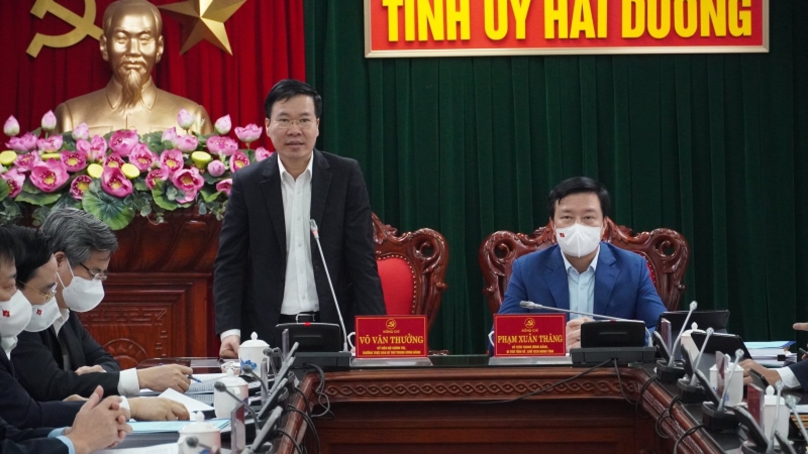 Thường trực Ban Bí thư Võ Văn Thưởng làm việc với Ban Thường vụ Tỉnh ủy Hải Dương
