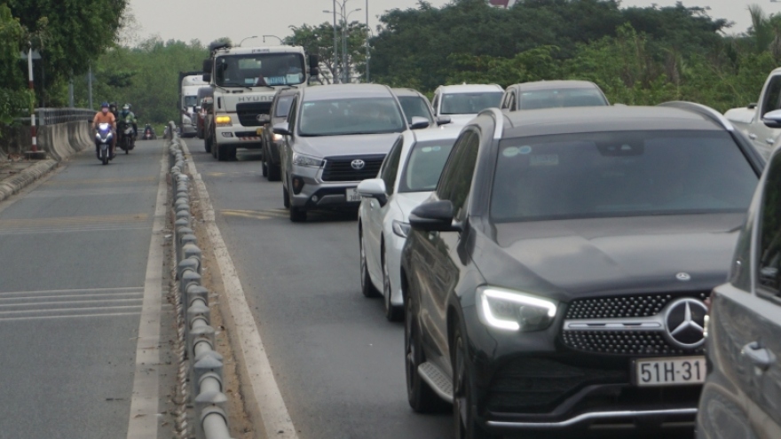 Thu hồi đề xuất người có bằng lái dưới 1 năm không được chạy quá 60km/h và vào cao tốc