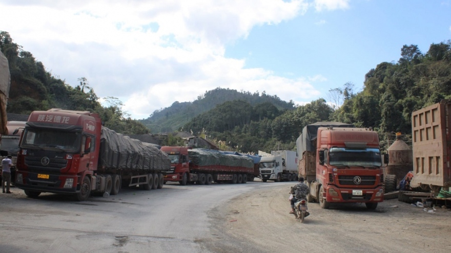 Ùn ứ nông sản tại cửa khẩu, Lào tìm giải pháp cho xuất khẩu hàng hóa sang Trung Quốc