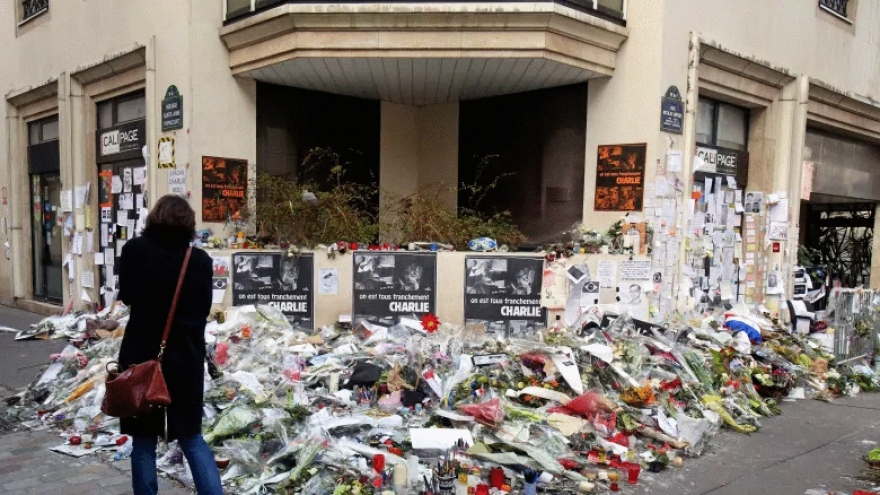 Pháp tưởng niệm 7 năm ngày xảy ra vụ tấn công vào tạp chí Charlie Hebdo
