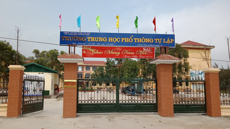 Hiệu trưởng tại HN bị tố lạm thu, vận động học sinh yếu không thi tốt nghiệp vì thành tích