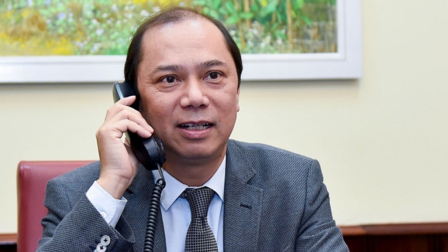 The US expects to lift relationship with Vietnam 