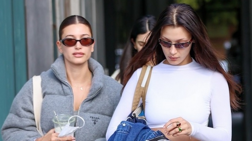 Hailey Baldwin gợi cảm đi chơi cùng bạn thân Bella Hadid sau buổi tập Pilates