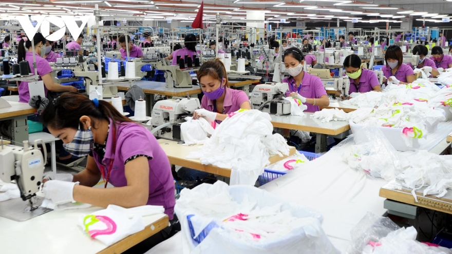 Vietnam – US trade value hits record high of US$100 billion in 2021