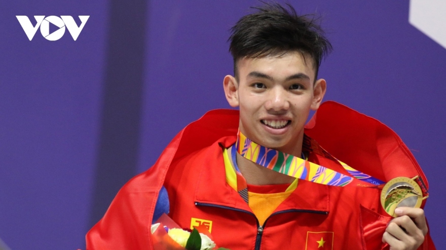 Swimmer Nguyen Huy Hoang voted best athlete of 2021