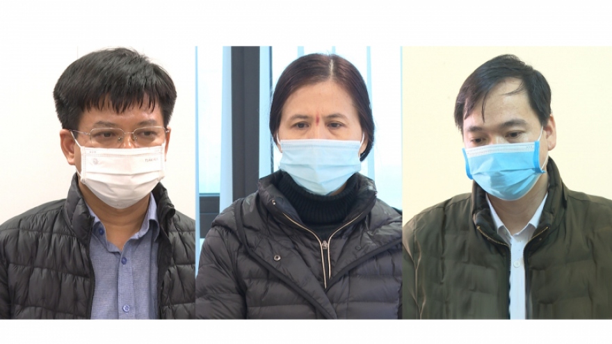 Công an Bắc Giang bắt trưởng, phó phòng nâng khống giá trị thiết bị giáo dục gấp 5 lần