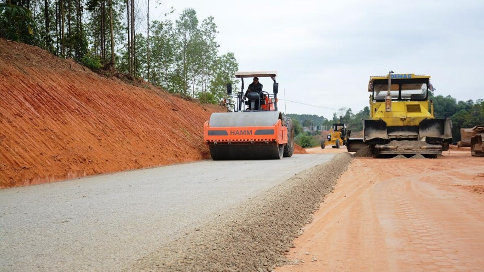 Cao tốc Đà Nẵng-Quảng Ngãi là bài học “xương máu” để thi công cao tốc Bắc Nam