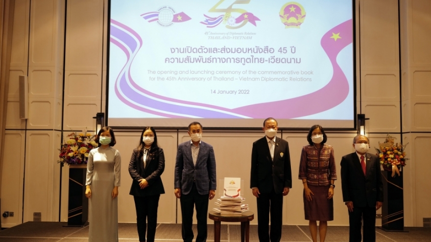Ra mắt sách về thương mại và đầu tư Việt Nam – Thái Lan