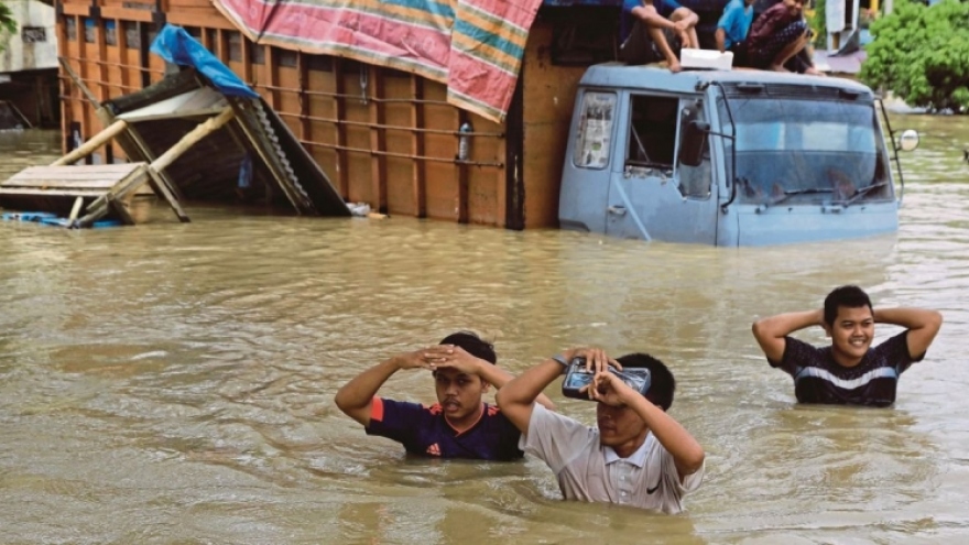 Lũ lụt ở Indonesia khiến 3 người thiệt mạng, 31.000 người sơ tán