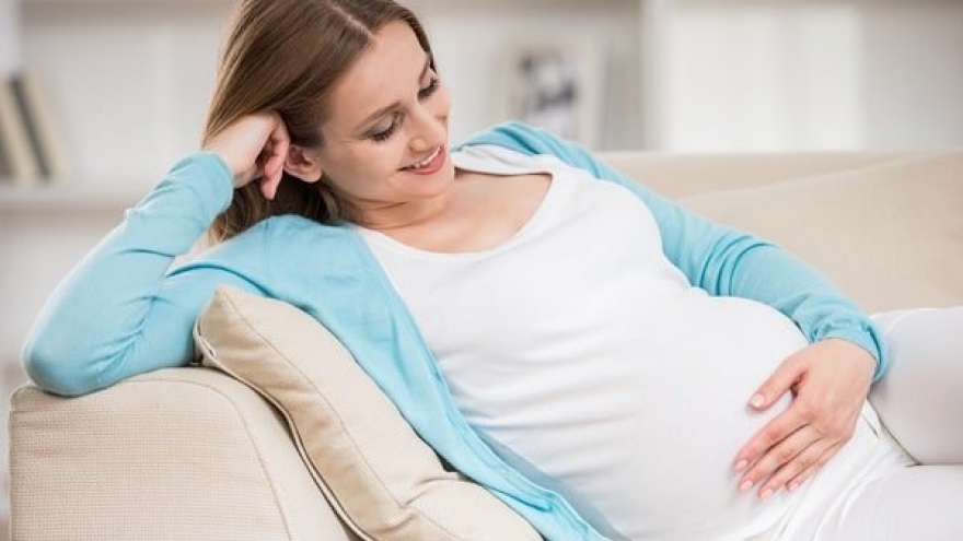 Tiêm vaccine Covid-19 khi mang thai không dẫn tới biến chứng khi sinh