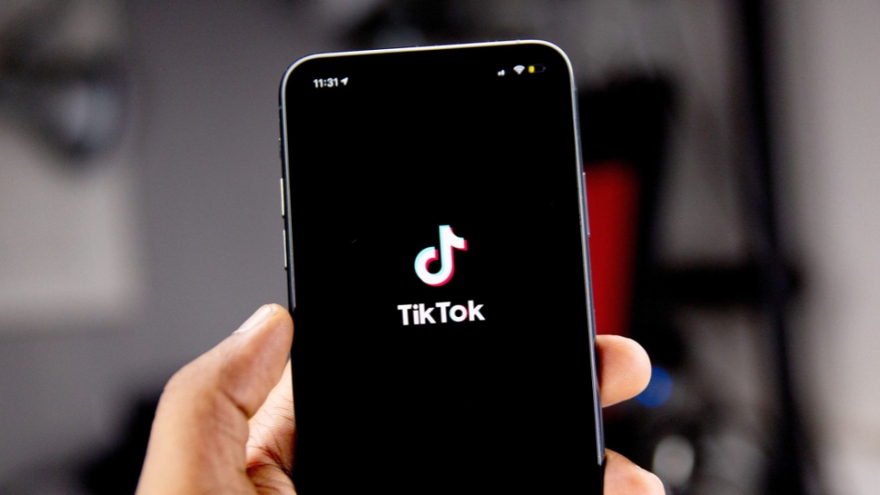 Thuật toán AI trên TikTok - thông minh quá hóa nguy hiểm