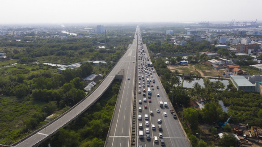 Đề xuất người có bằng lái dưới 1 năm không chạy ôtô quá 60km/h, không chạy xe trên cao tốc