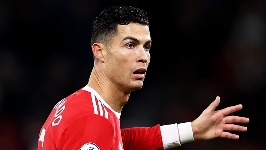 Ronaldo đứng trước nguy cơ bị giảm lương