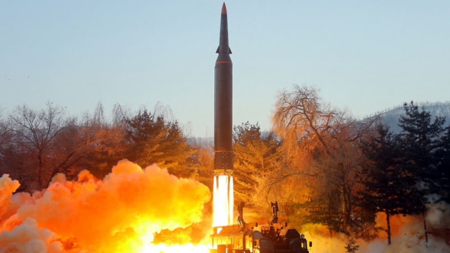 Thông điệp của Triều Tiên khi lần thứ hai thừa nhận thử tên lửa siêu thanh