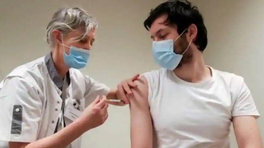 EU: Tiêm mũi vaccine tăng cường thường xuyên có thể làm suy yếu hệ miễn dịch
