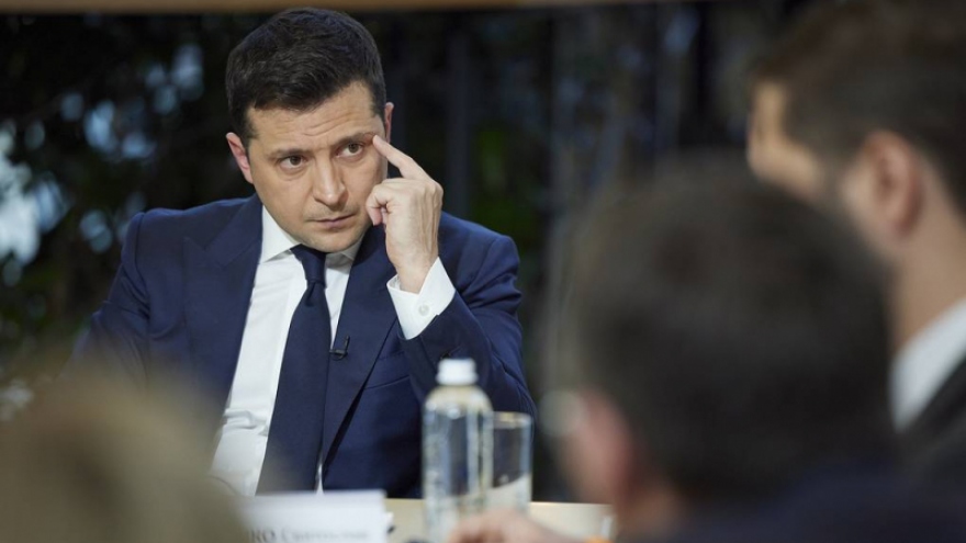 Đảng đối lập Ukraine yêu cầu Tổng thống Zelensky từ chức